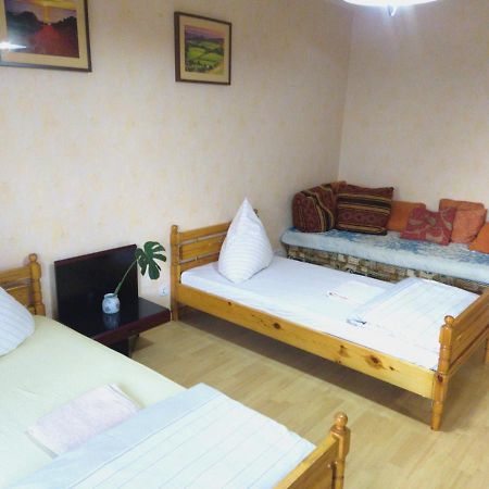 Kamen 2 Zimmer Apartamento Estugarda Exterior foto