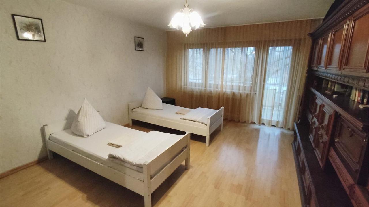 Kamen 2 Zimmer Apartamento Estugarda Exterior foto