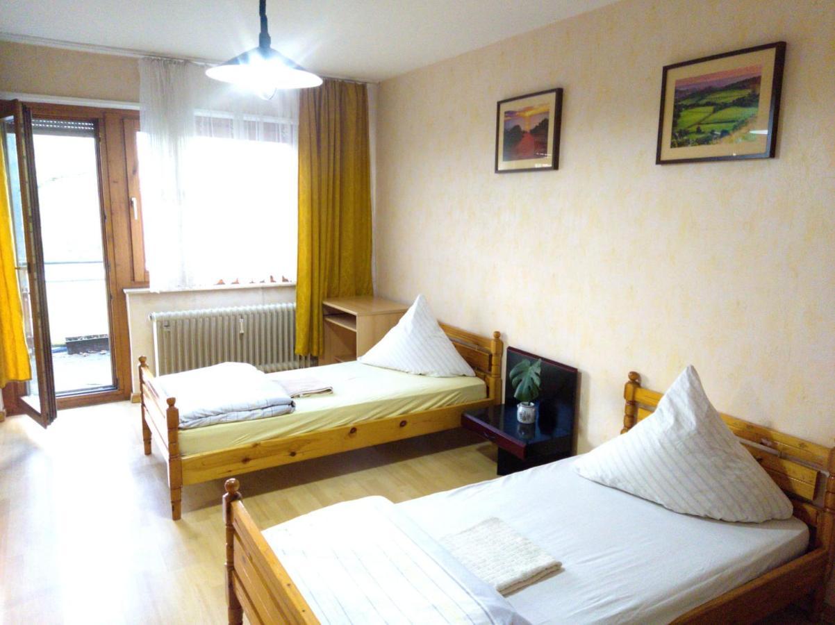 Kamen 2 Zimmer Apartamento Estugarda Exterior foto