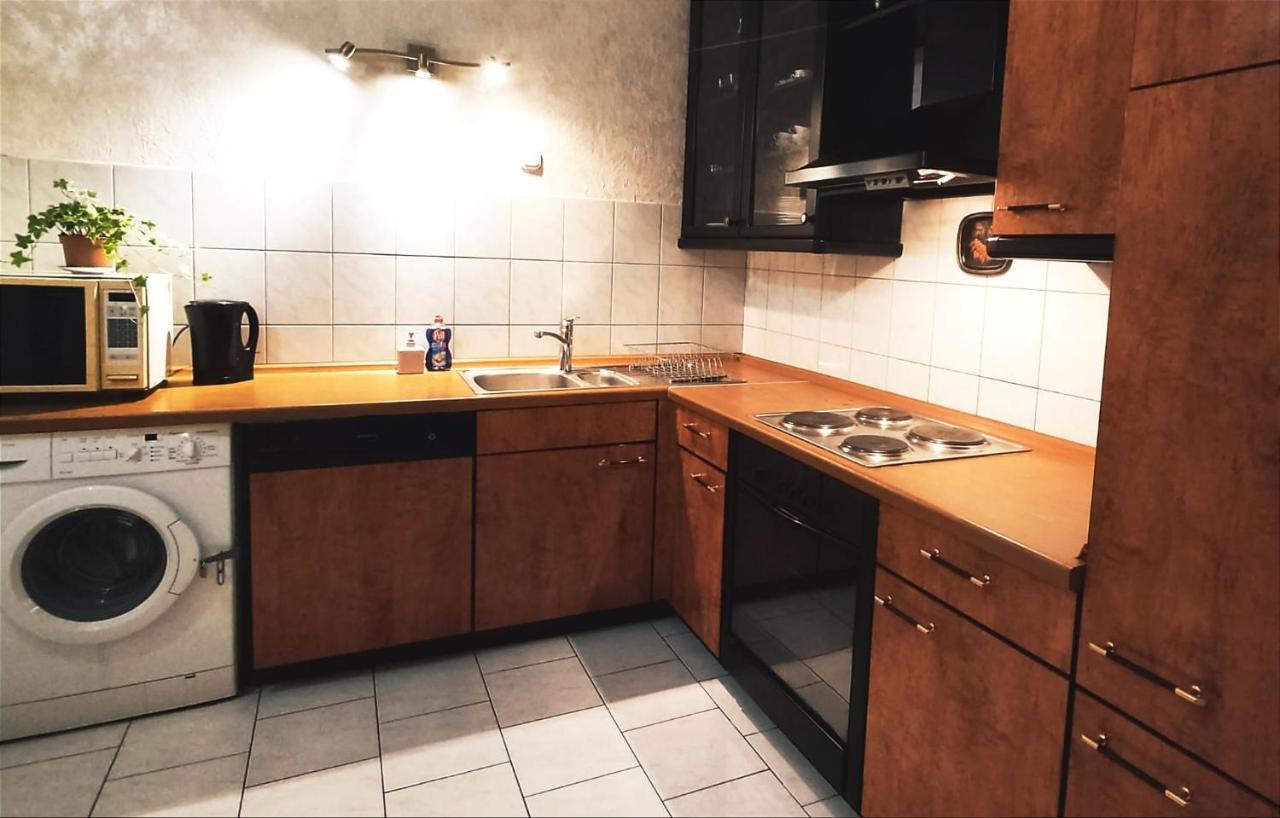 Kamen 2 Zimmer Apartamento Estugarda Exterior foto